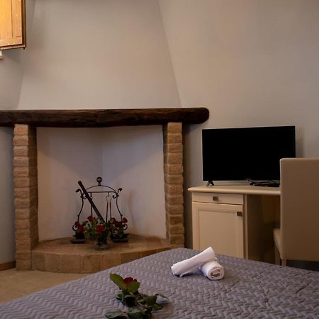 Casale San Sabino Hotel Сполето Екстериор снимка