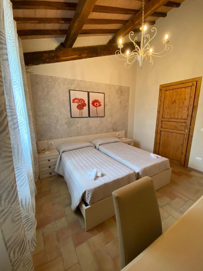 Casale San Sabino Hotel Сполето Екстериор снимка