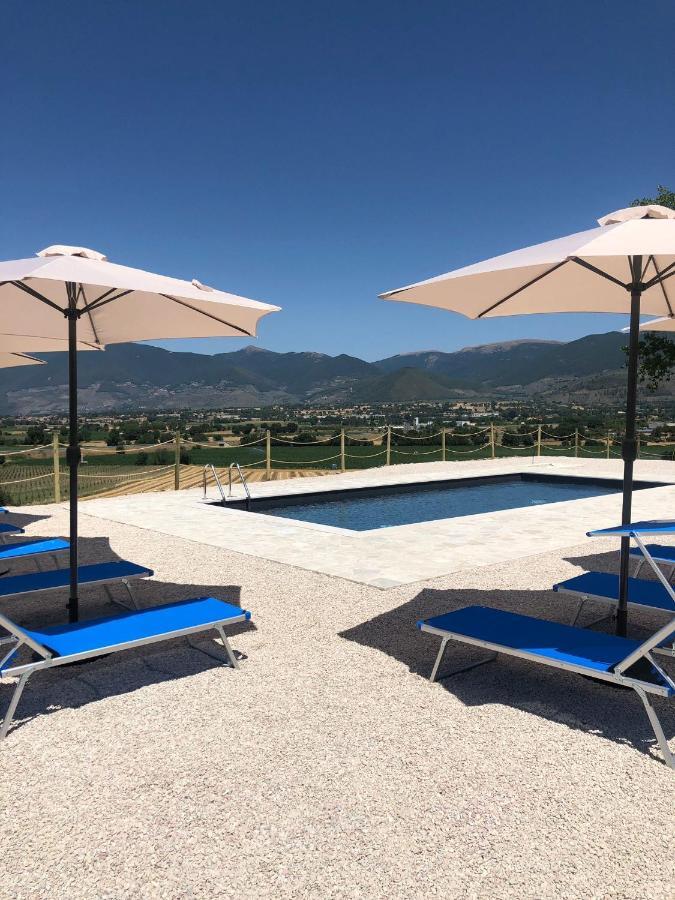 Casale San Sabino Hotel Сполето Екстериор снимка